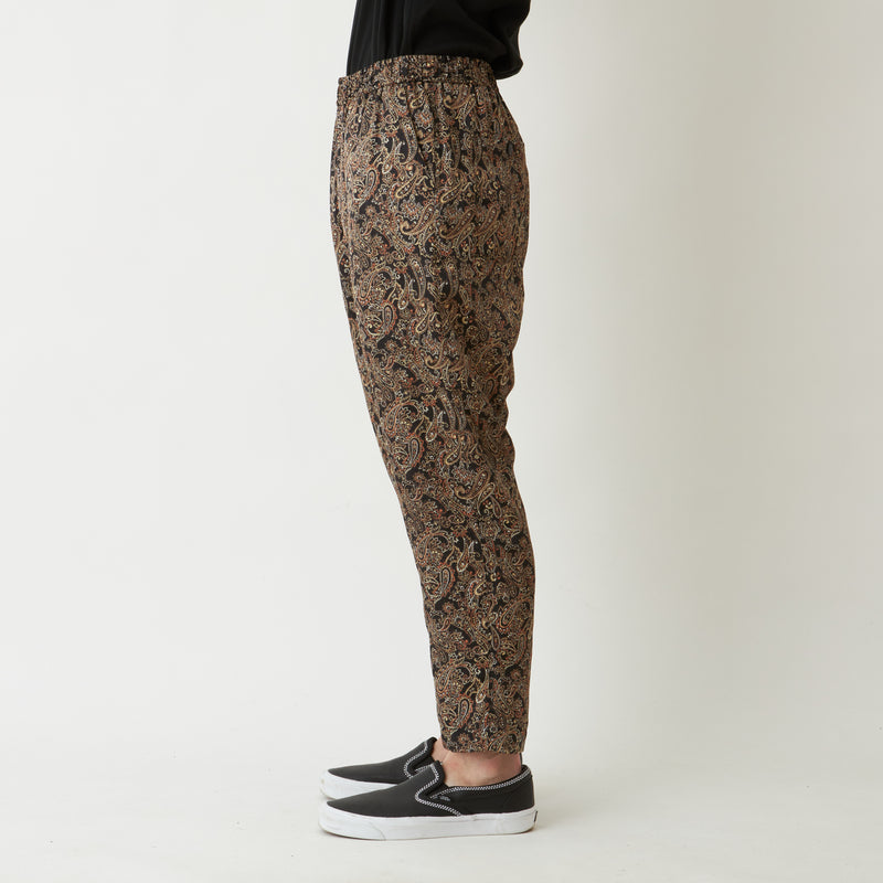 PAISLEY SATIN TAPERED EASY PANTS