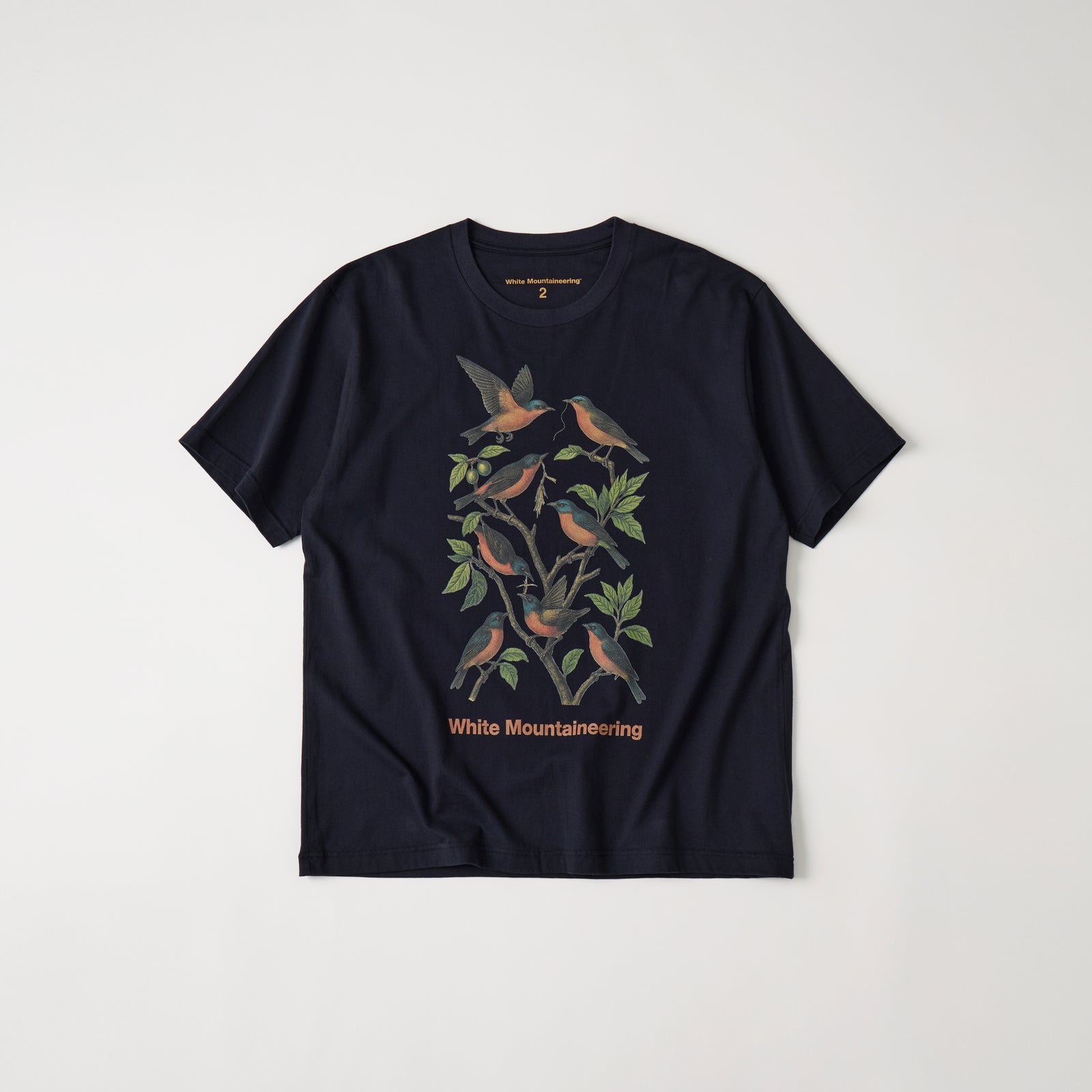 トップス white mountaineering SHIRT HUMMINGBIRD T-SHIRT - White Mountaineering®︎ – White