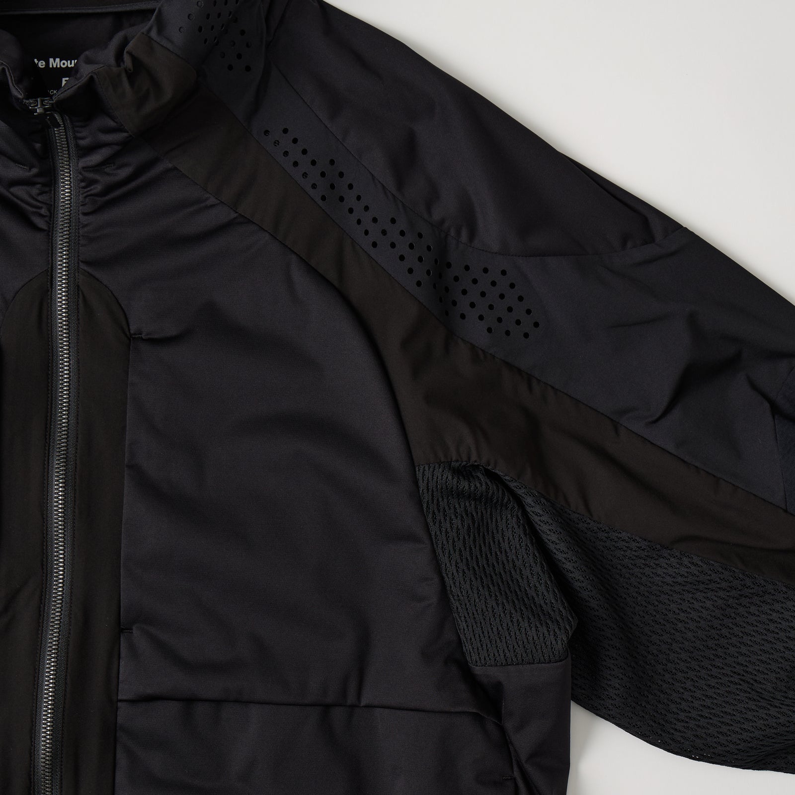 CONTRAST JACKET - White Mountaineering®︎ – White Mountaineering