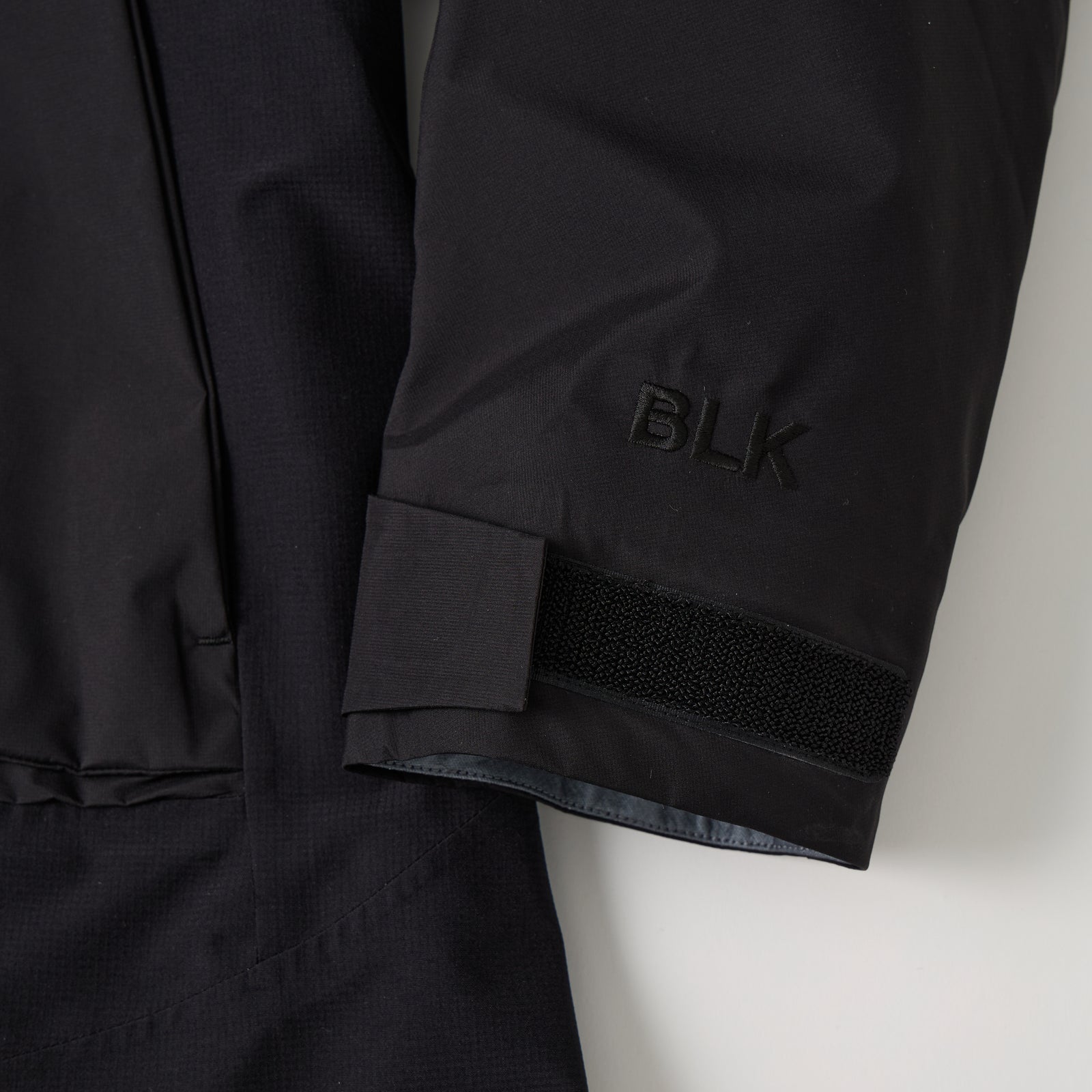 GORE-TEX HOODED COAT - White Mountaineering®︎ – White