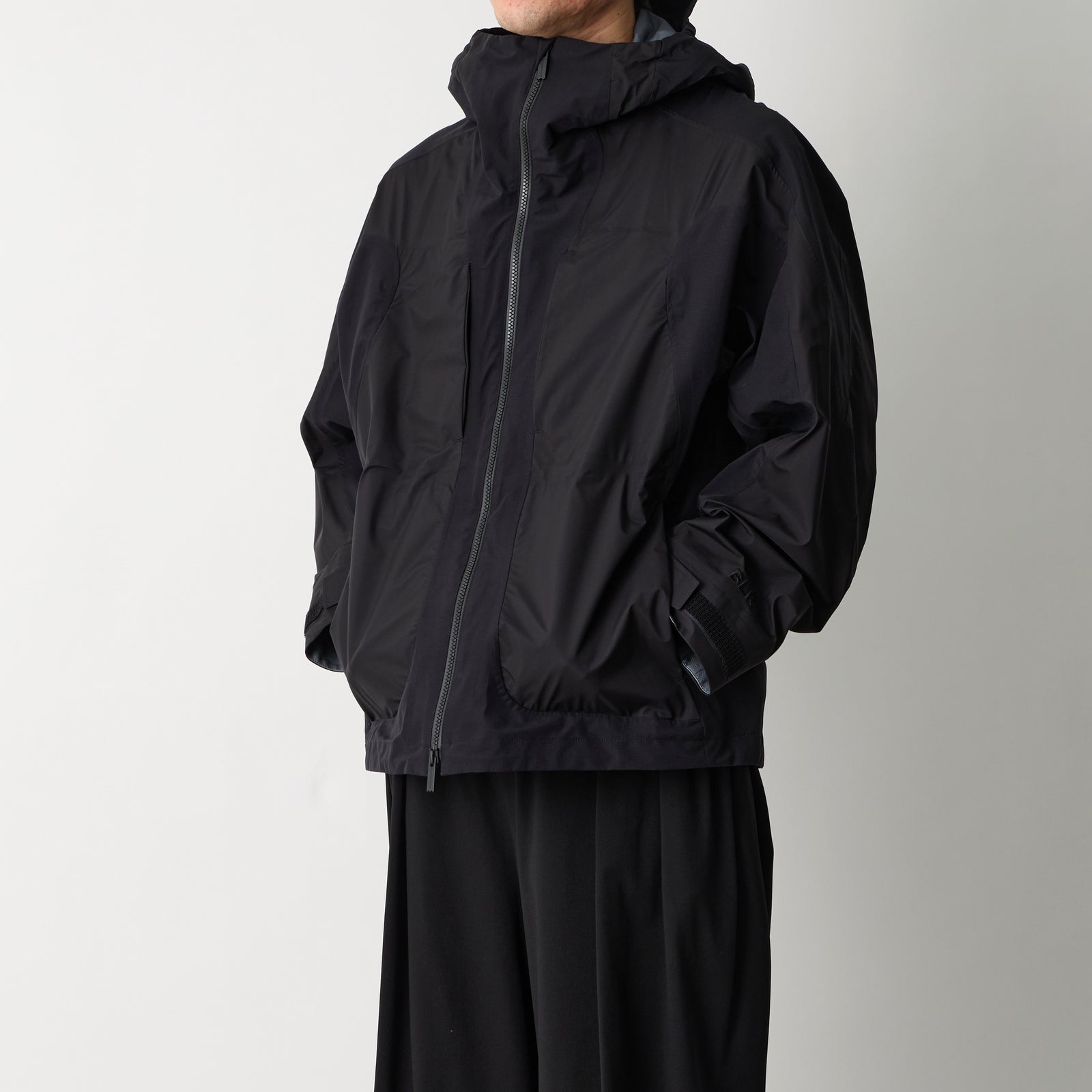 GORE-TEX HOODED JACKET - White Mountaineering®︎ – White