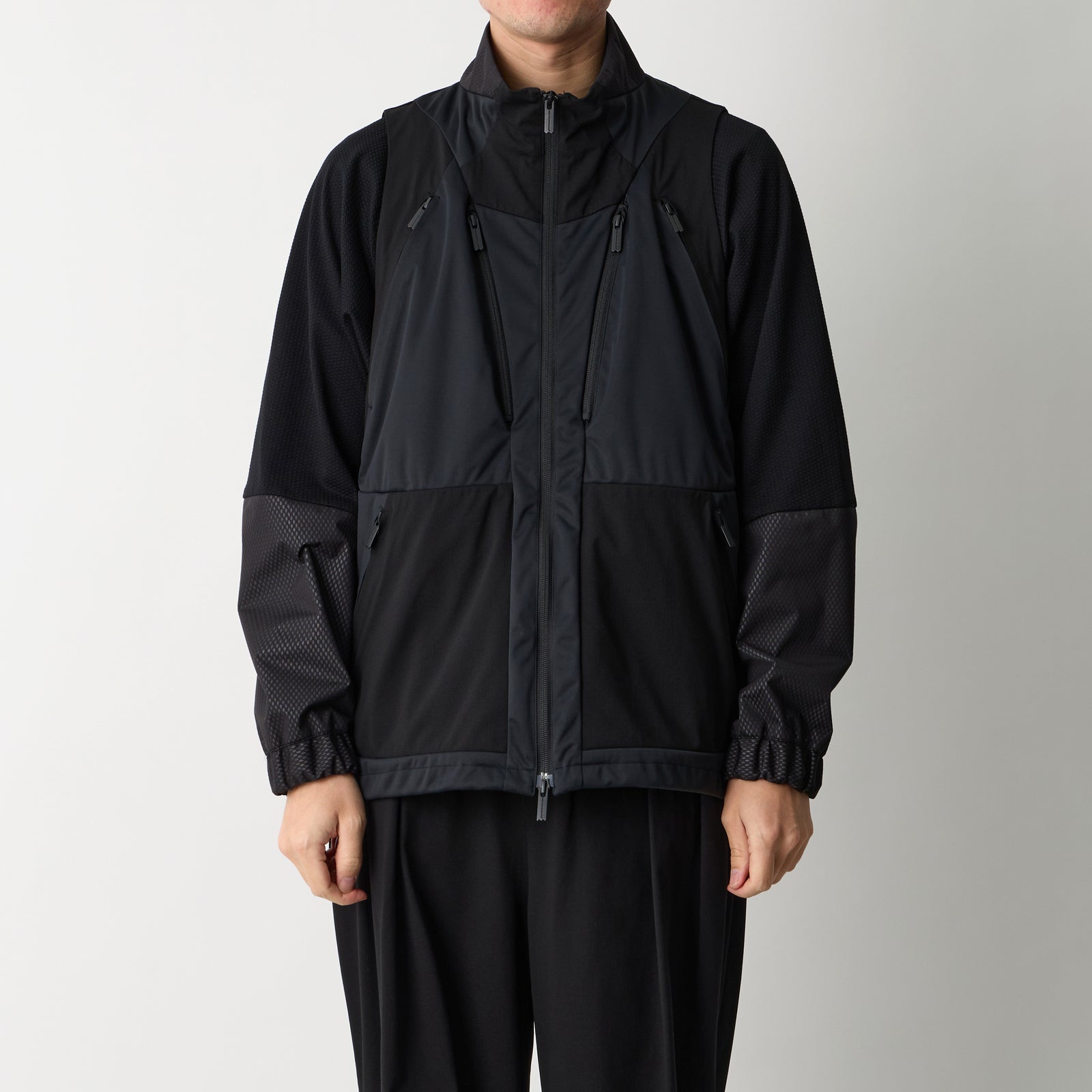 WINDSTOPPER FLOATING SHOULDER JACKET - White Mountaineering 