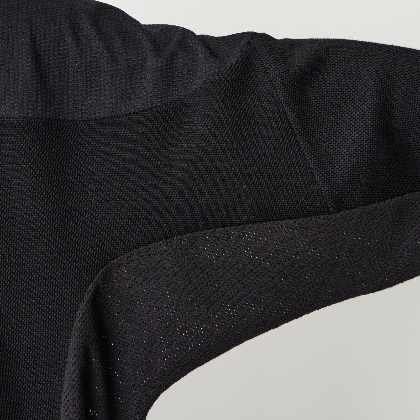RAGLAN OVERSIZE PULLOVER - White Mountaineering®︎ – White