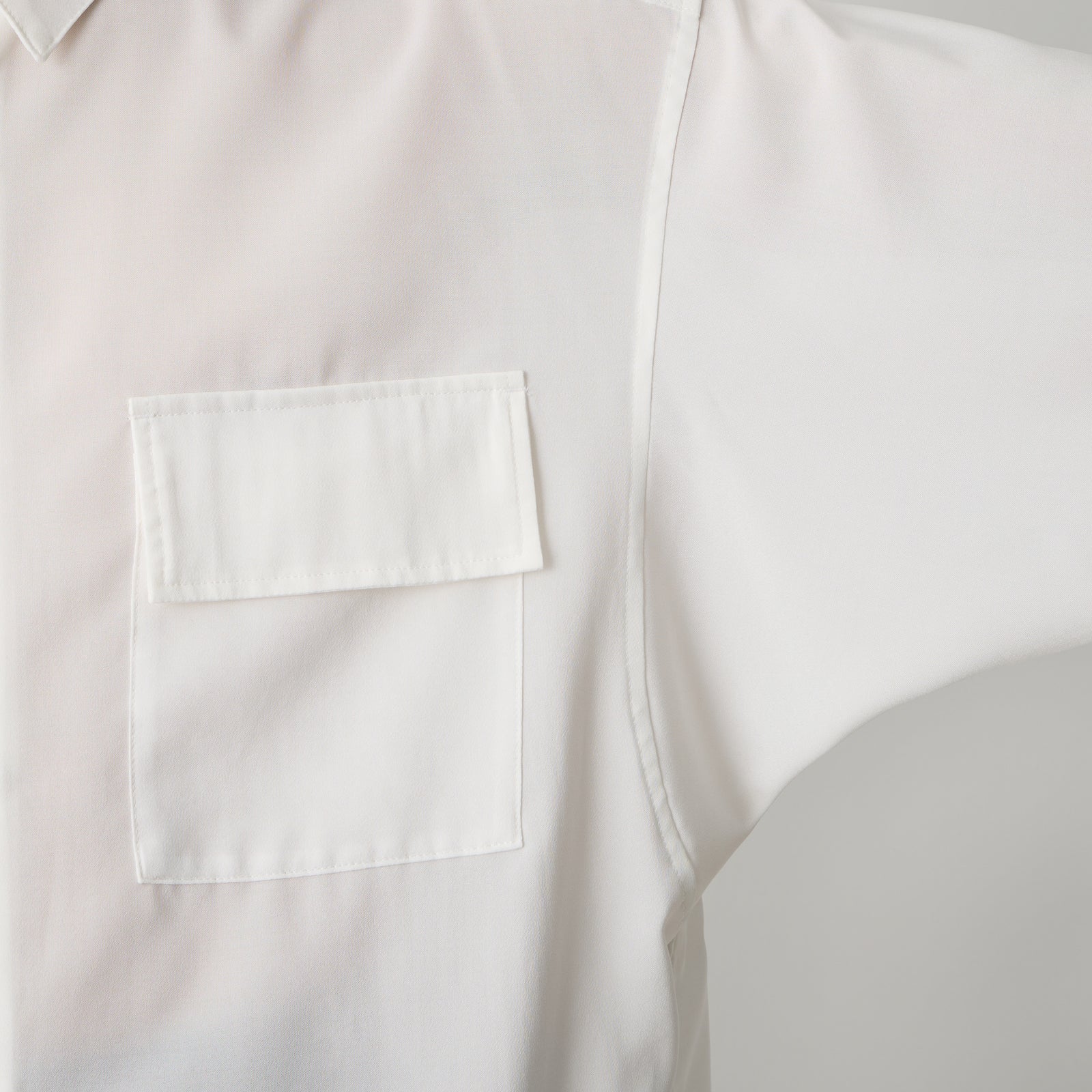 WIDE GUSSET SLEEVE REGULAR COLLAR SHIRT - White Mountaineering