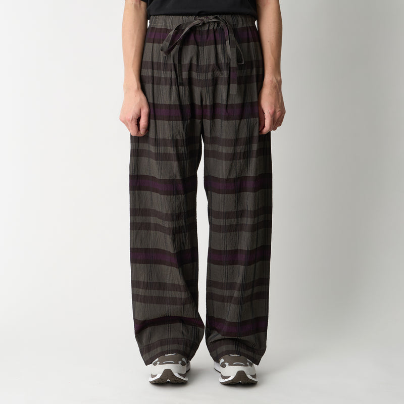 スラックス BIG CHECK 2TUCK PANTS