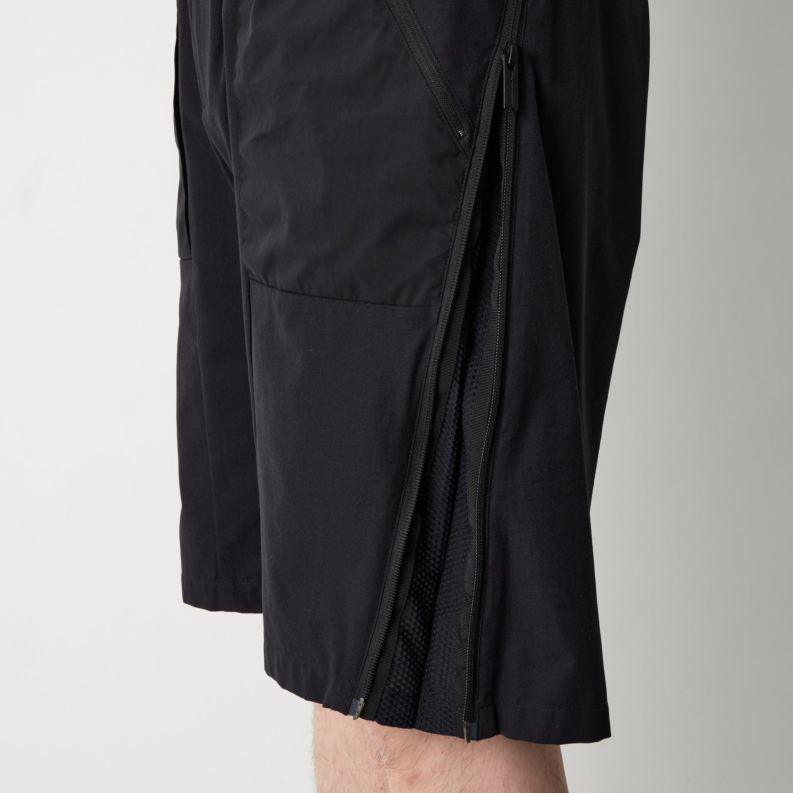 EASY SHORT PANTS - White Mountaineering®︎ – White Mountaineering