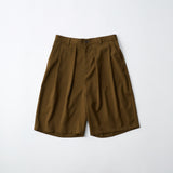 8 TUCK WIDE SHORT PANTS