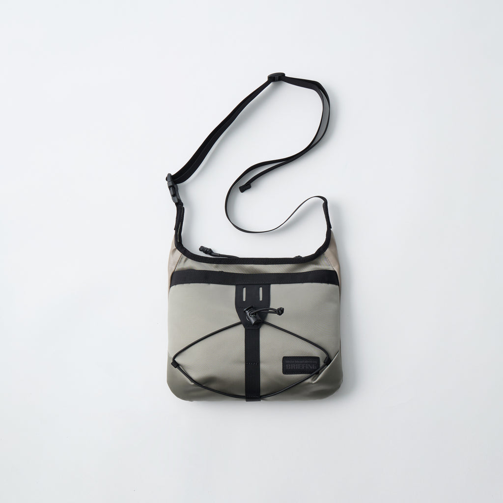 WM × BRIEFING EVERYDAY SACOCHE - White Mountaineering®︎ – White