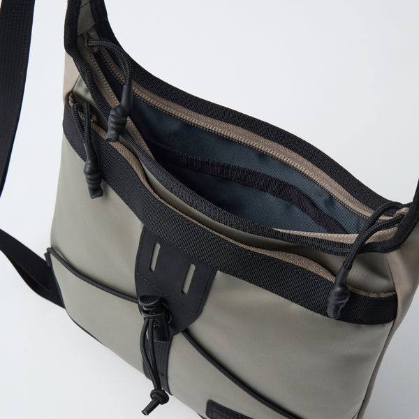 BAG – White Mountaineering OFFICIAL WEB SITE.
