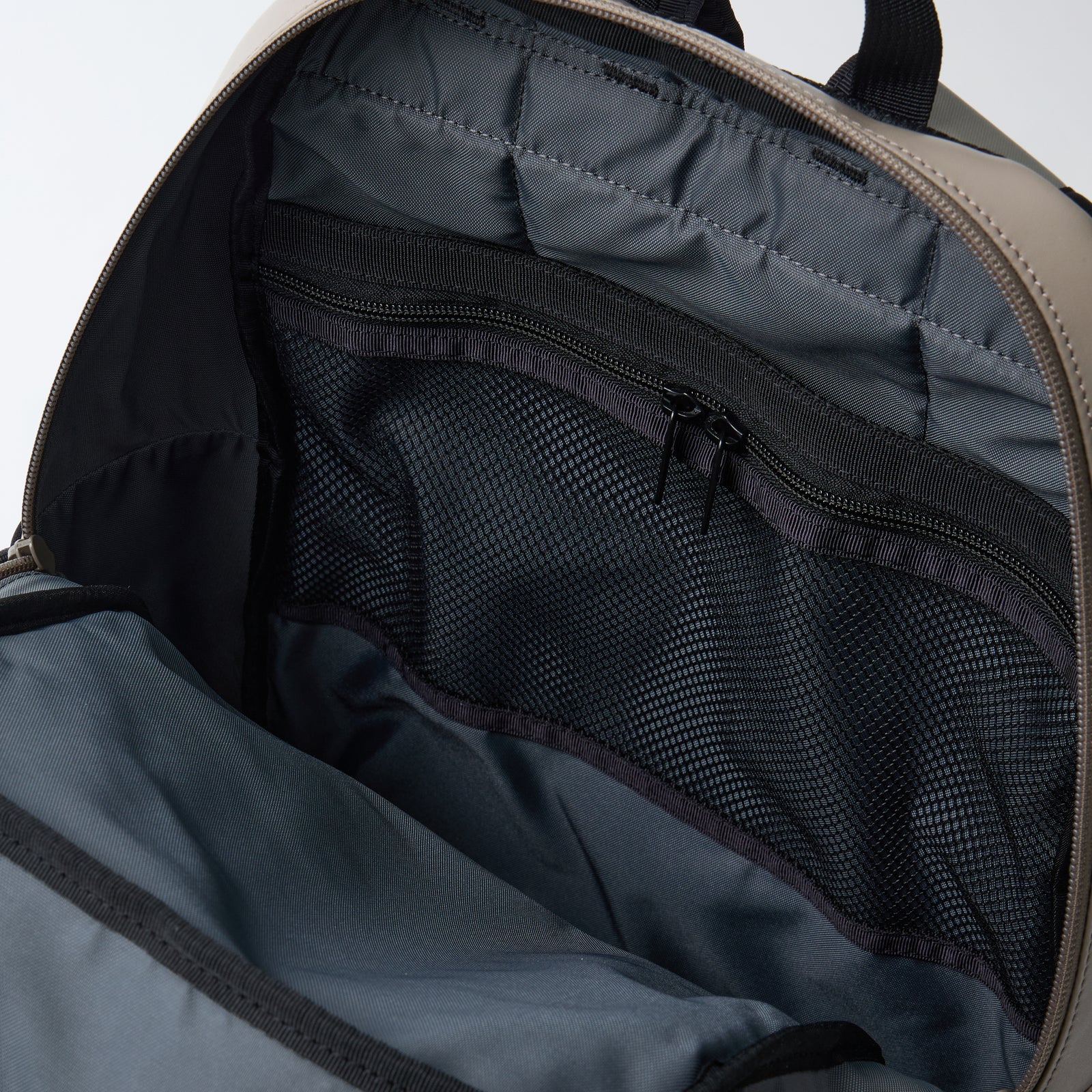 WM × BRIEFING DT PACK - White Mountaineering®︎ – White
