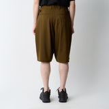 8 TUCK WIDE SHORT PANTS