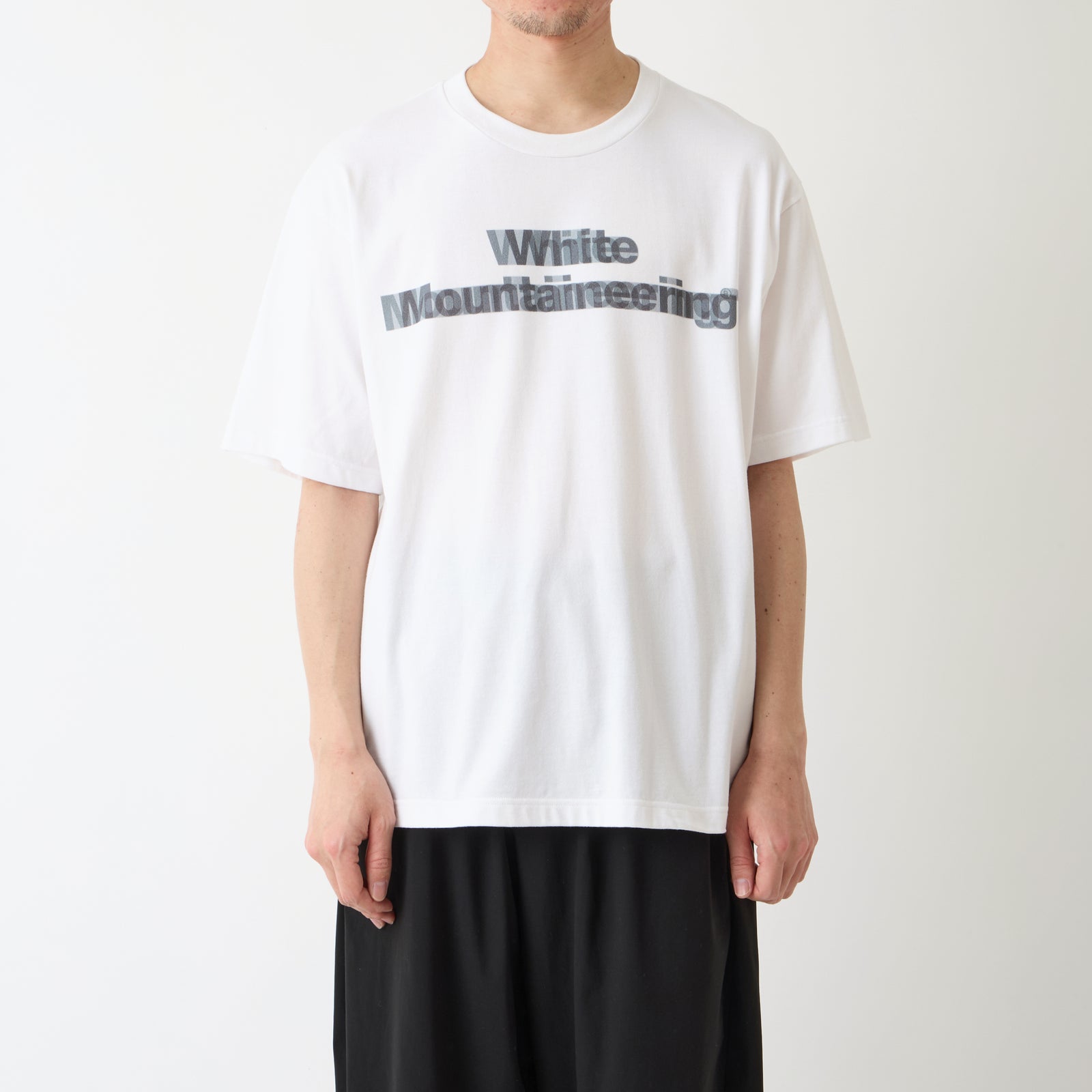 MOVING LOGO T-SHIRT - White mountaineering®︎ – White