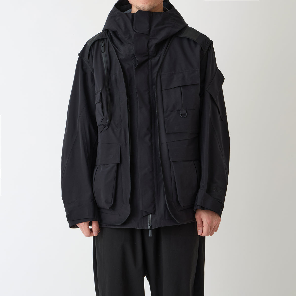 4_19_0279_1200x.jpg?v=1755664302