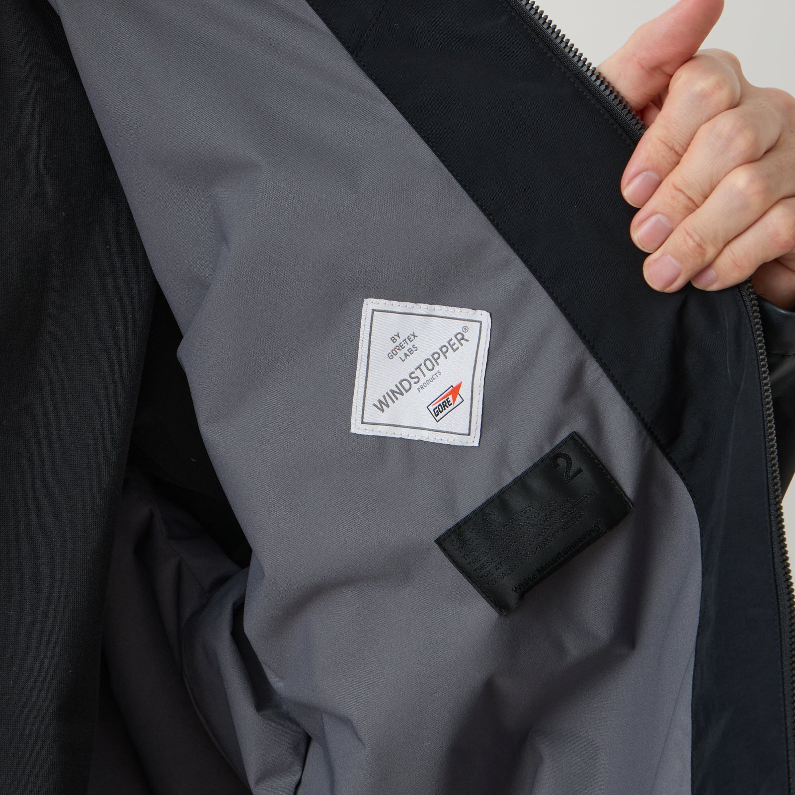 WINDSTOPPER ZIP OFF MOUNTAIN PARKA - White mountaineering