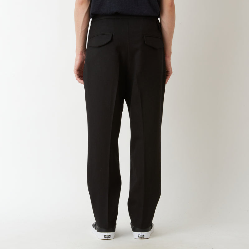 1 TUCK WIDE TAPERED PANTS