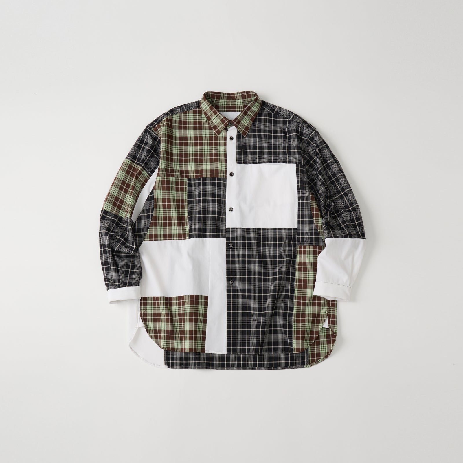White Mountaineering チェックシャツ CHECK PATCHWORK SHIRT – White Mountaineering OFFICIAL WEB SITE.