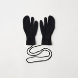 RACCOON KNIT MITTEN