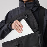 WM × BRIEFING MESSENGER