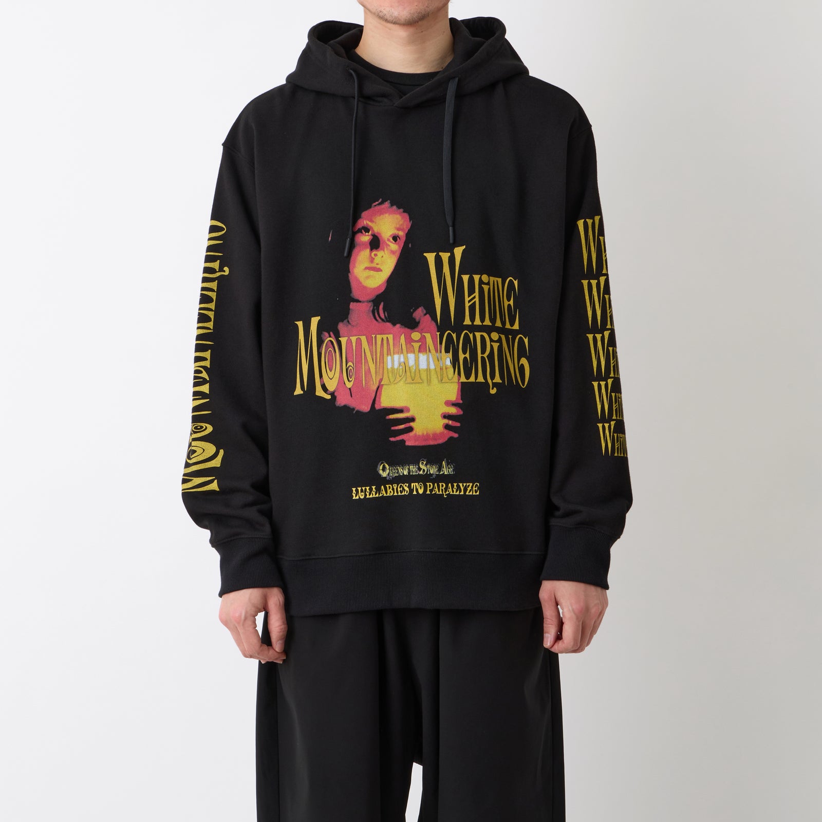 QOTSA LULLABIES TO PARALYZE HOODIE - White mountaineering