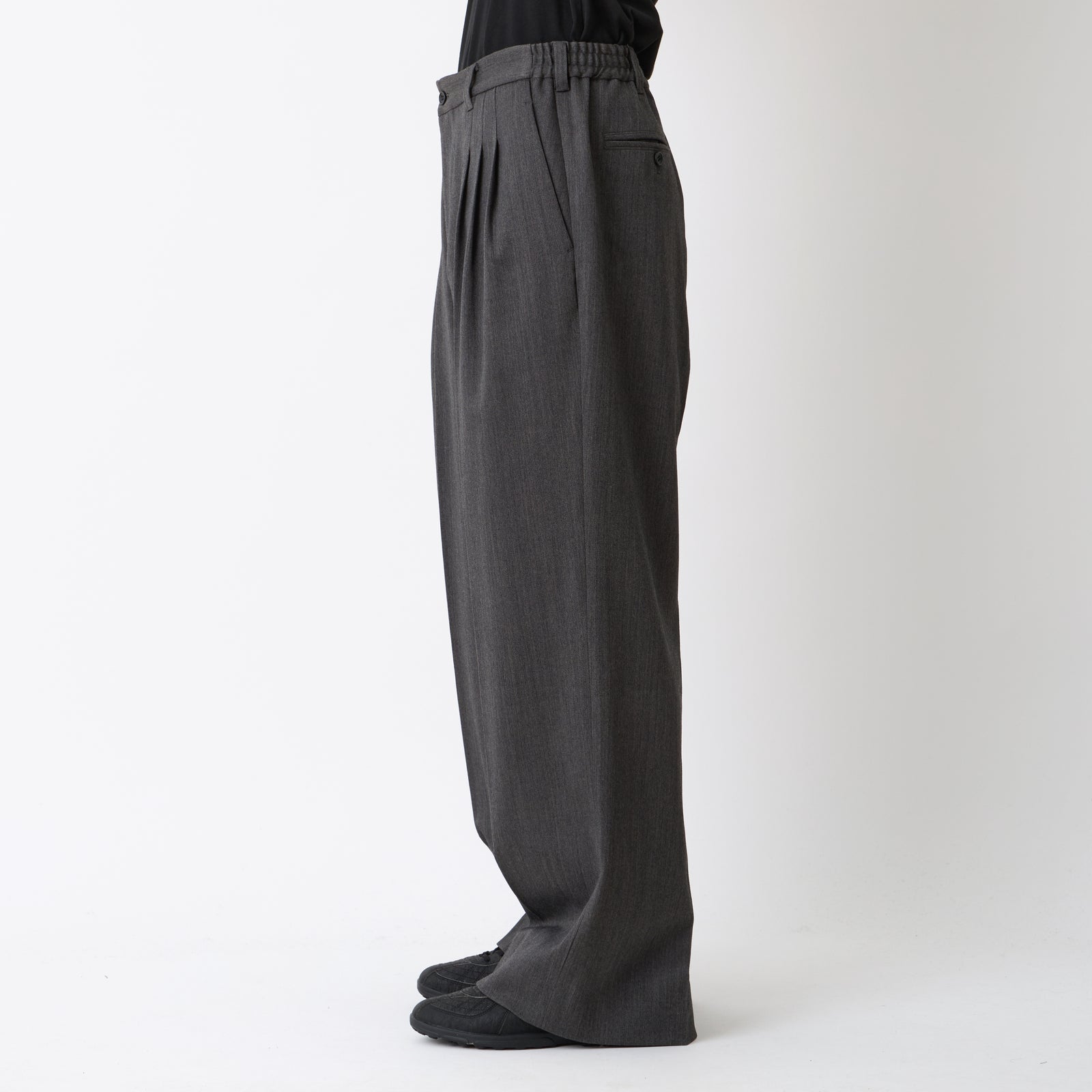 最終価格: White Mountaineering パンツ　サイズ3 3 TUCK WIDE PANTS - White mountaineering®︎ – White Mountaineering