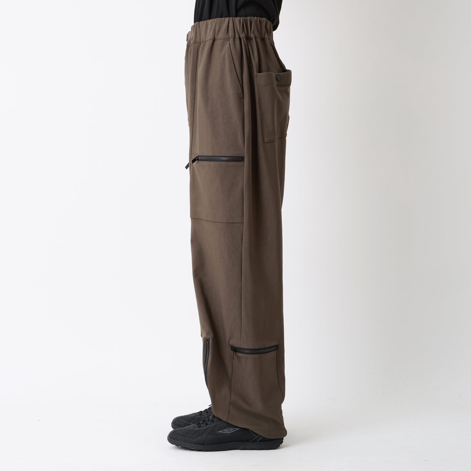 ホワイトマウンテニアリング 25SS PARACHUTE PANTS PARACHUTE PANTS - White mountaineering®︎ – White