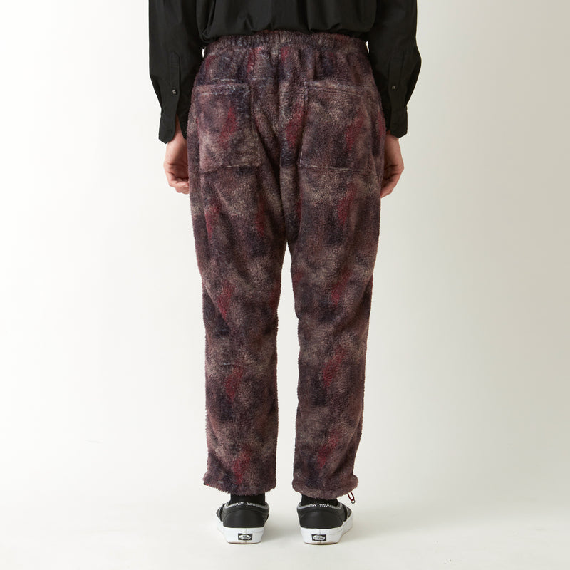 ABSTRACT PATTERN FLEECE PANTS - White Mountaineering®︎ – White