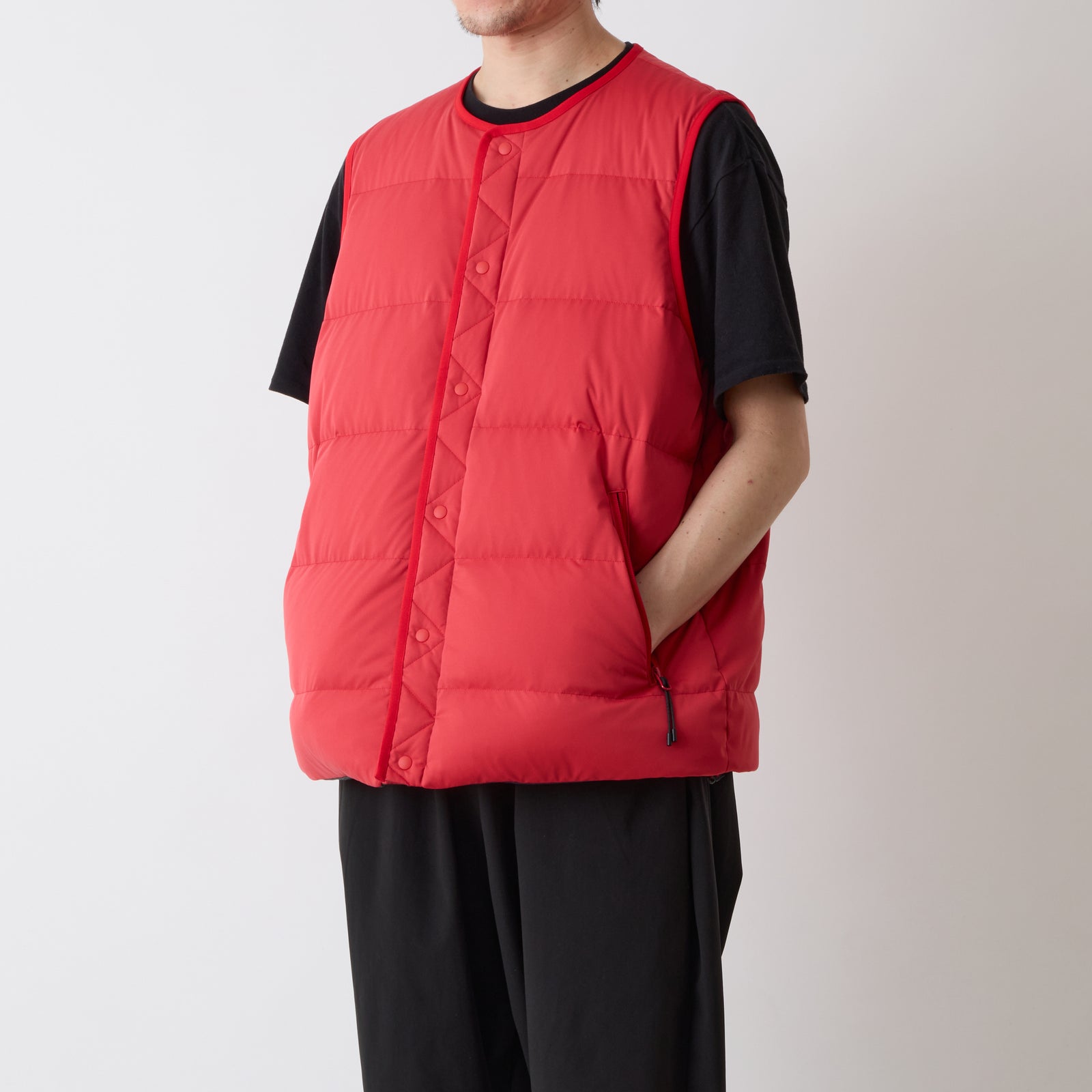 WM × TAION REVERSIBLE DOWN VEST - White mountaineering®︎ – White