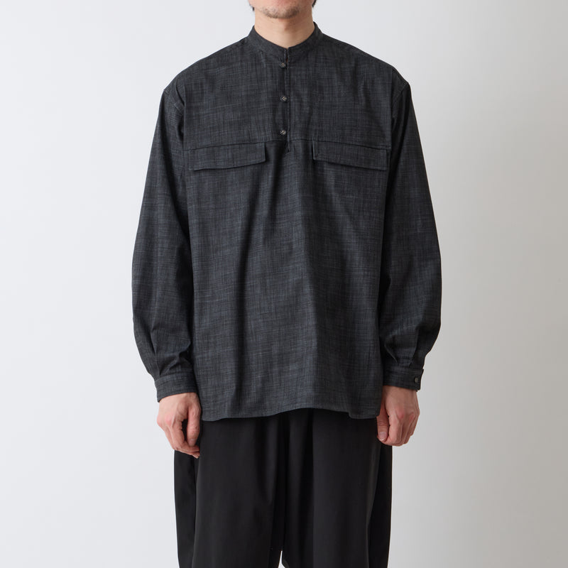CHAMBRAY PULLOVER SHIRT
