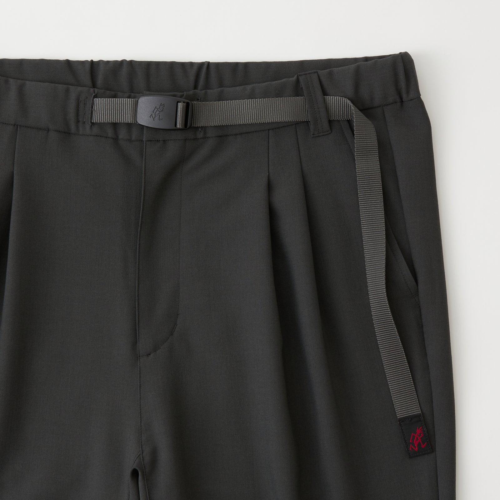 WM × GRAMICCI 2 TUCK TAPERED PANTS - White mountaineering WM × GRAMICCI 2 TUCK TAPERED PANTS - White mountaineering
