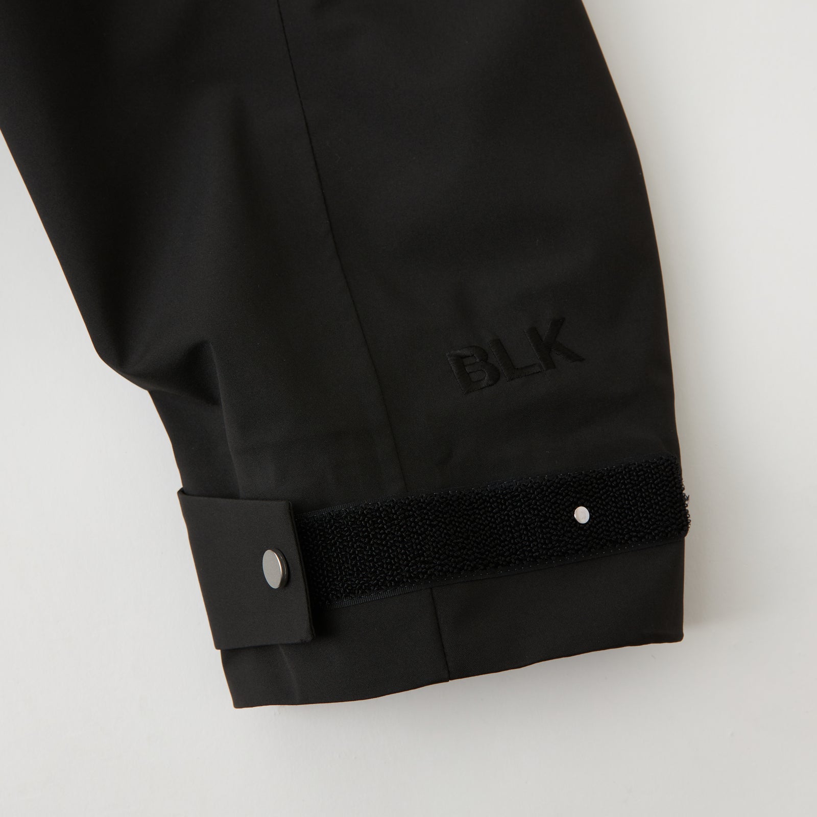 GORE-TEX BIG POCKET COAT - White mountaineering®︎ – White