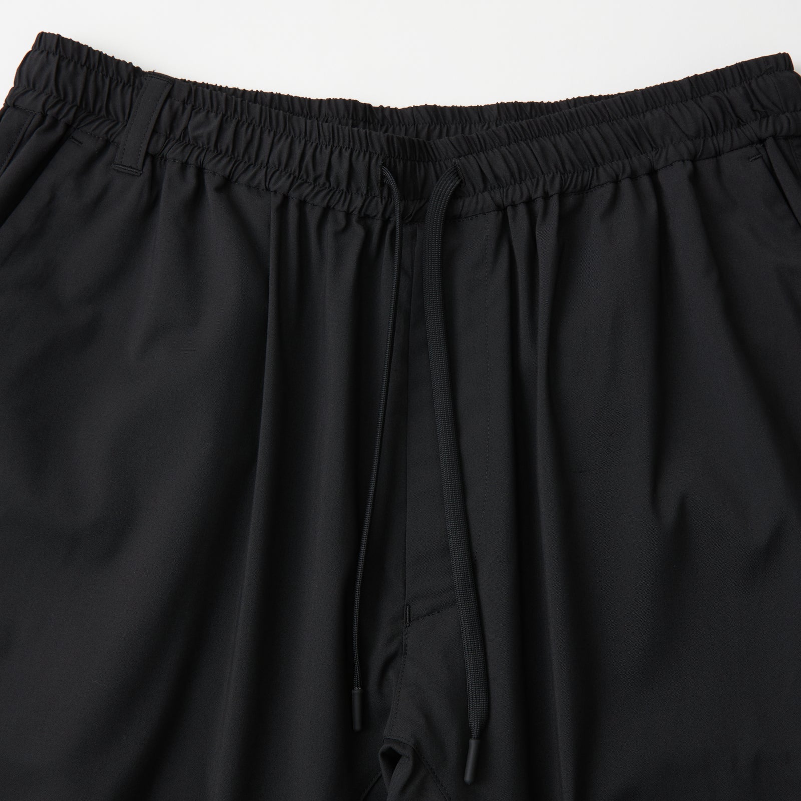 WIDE SHORT PANTS - White Mountaineering®︎ – White Mountaineering
