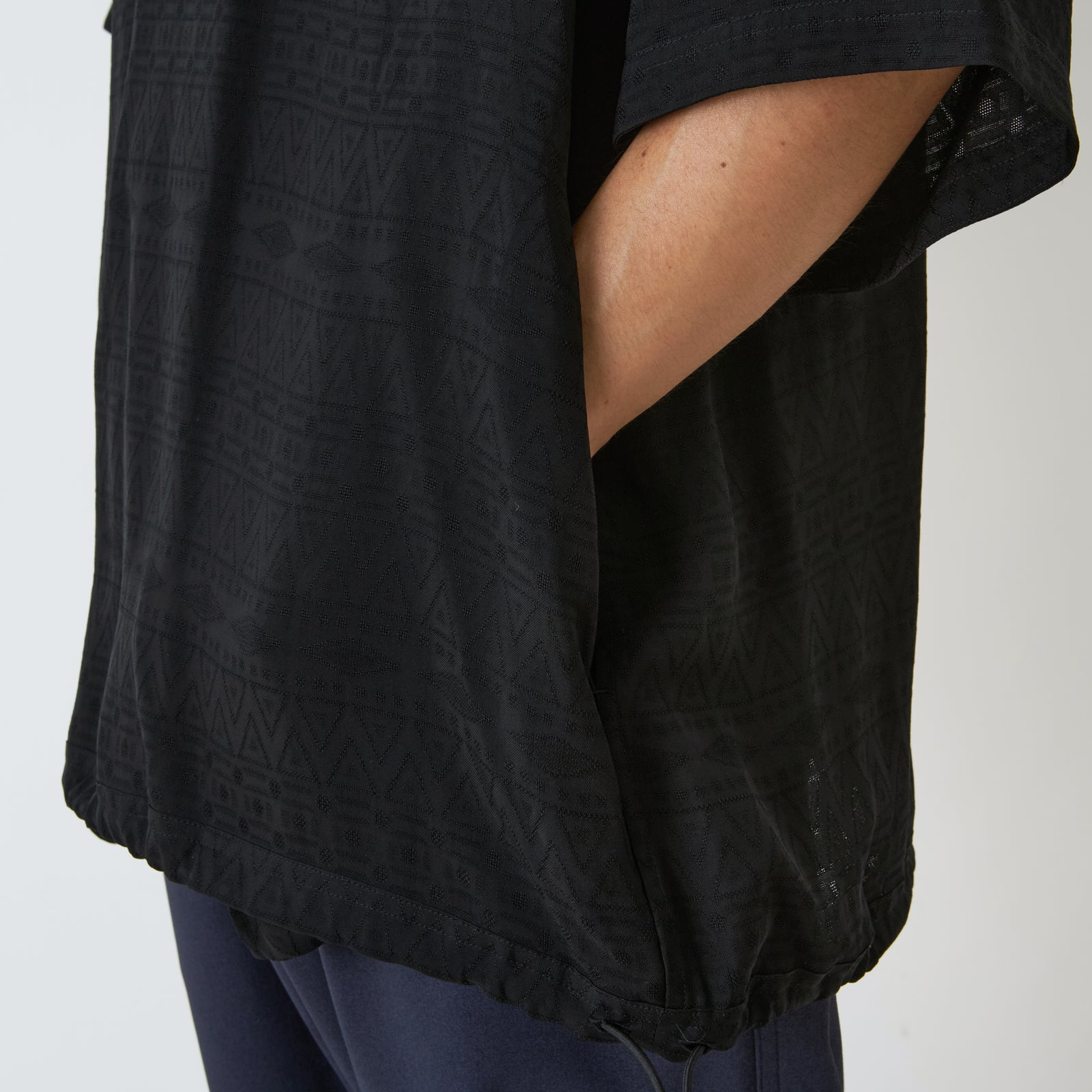 ホワイトマウンテニアリング Jacquard Nordic Round Neck ホワイトマウンテニアリング】JACQUARD CREWNECK SHIRT – GQ SHOP