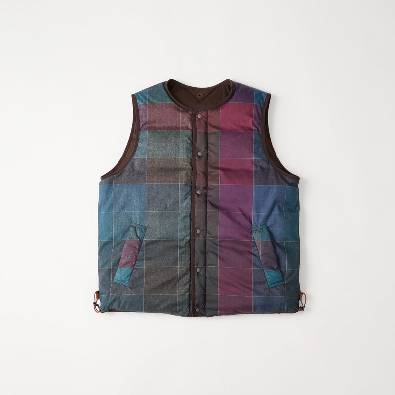 WM × TAION REVERSIBLE DOWN VEST