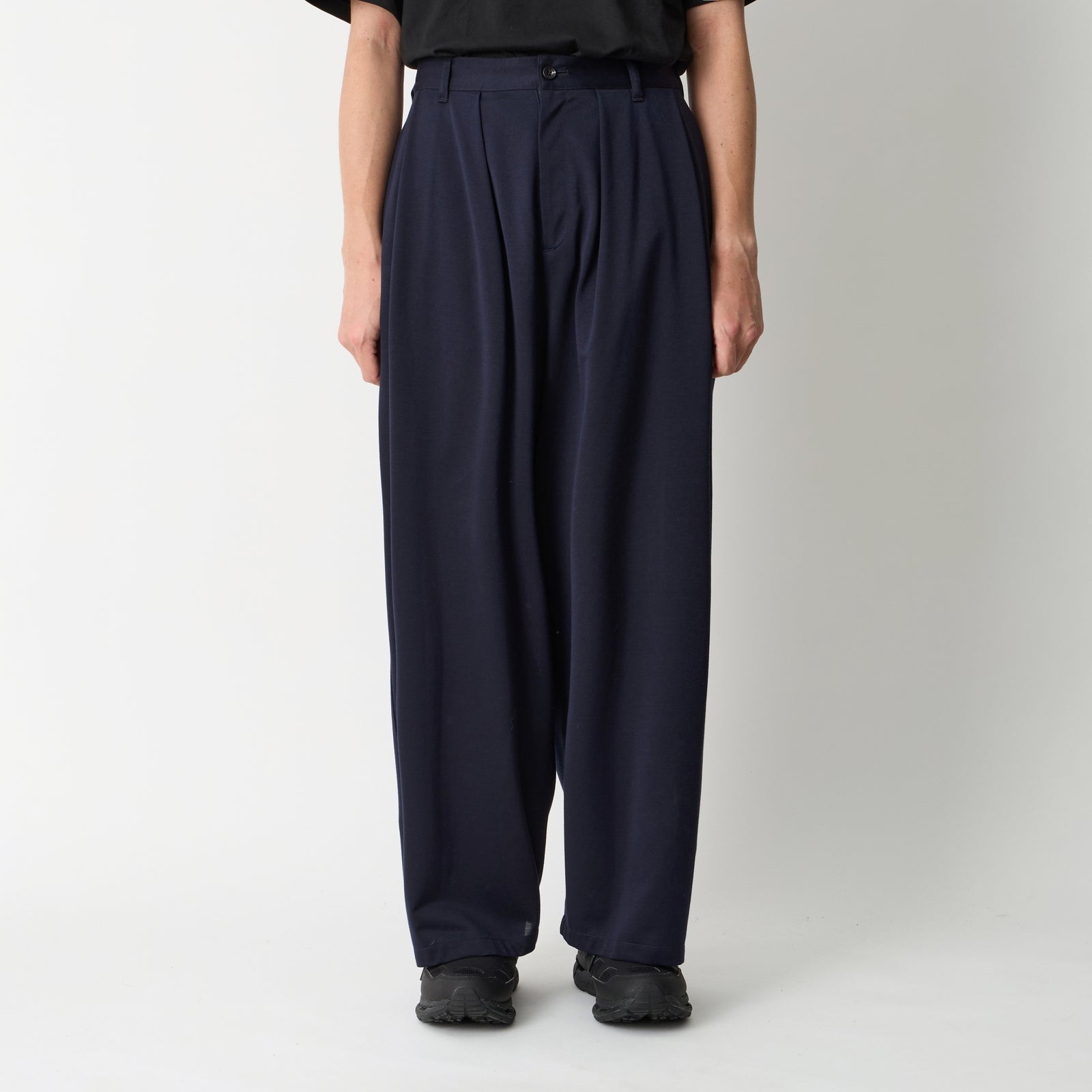 12 TUCK WIDE PANTS - White Mountaineering®︎ – White 12 TUCK WIDE PANTS - White Mountaineering®︎ – White