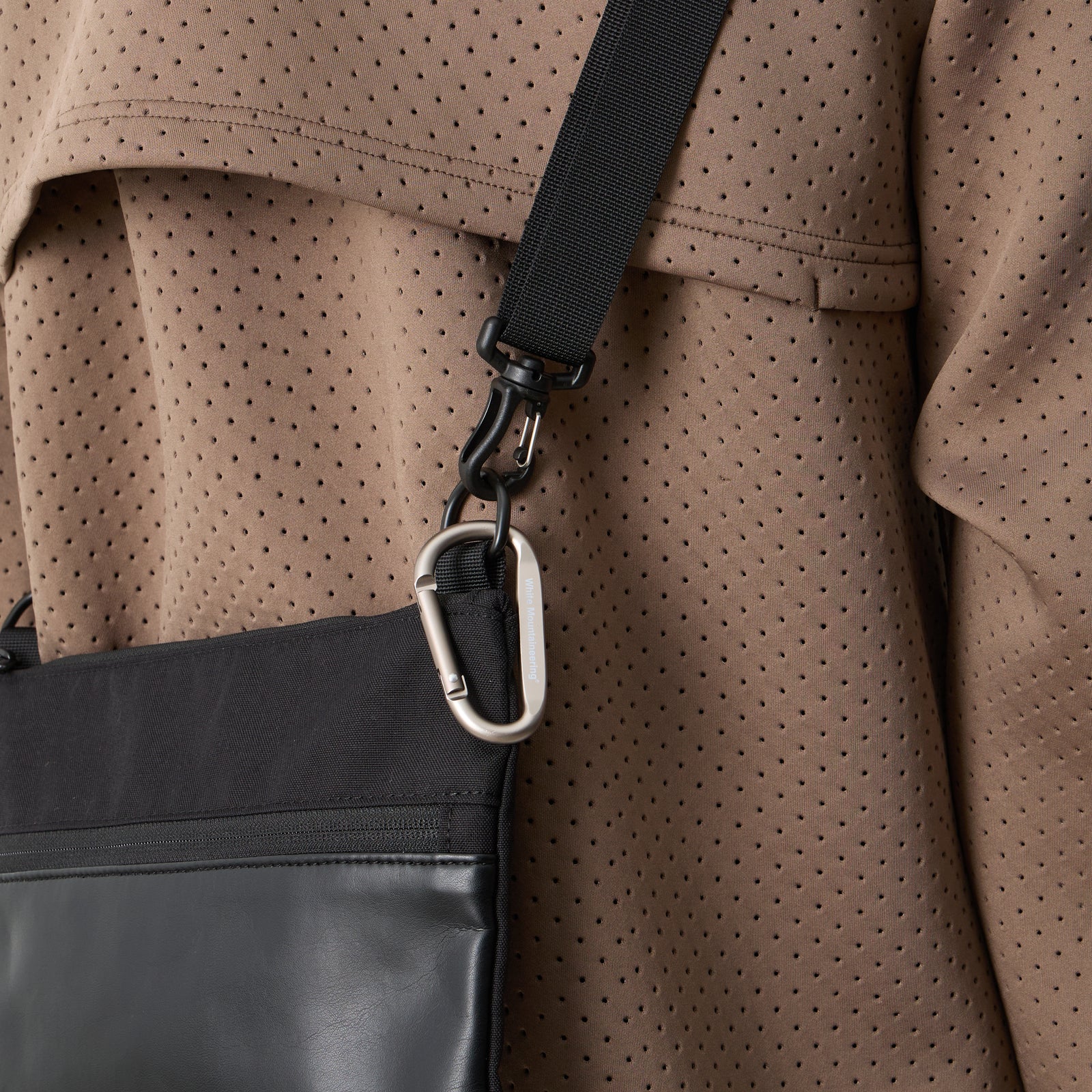 CARAVINER - White Mountaineering®︎ – White Mountaineering 