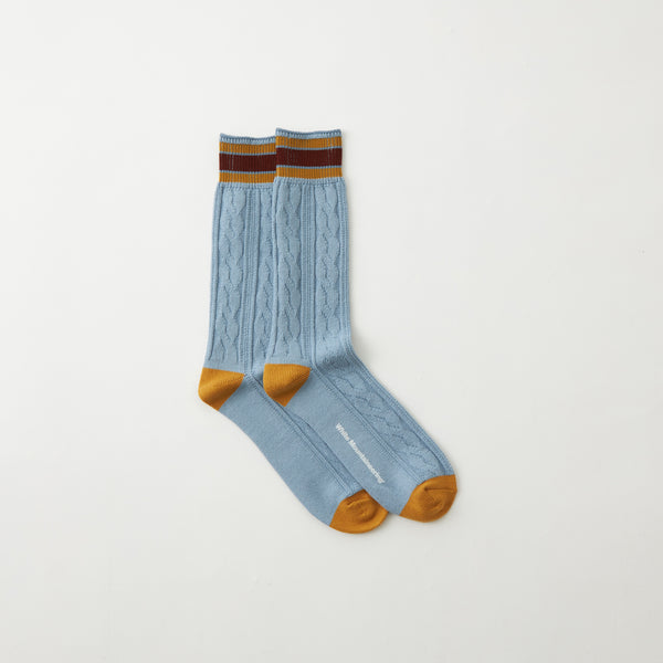 CABLE KNIT SOCKS